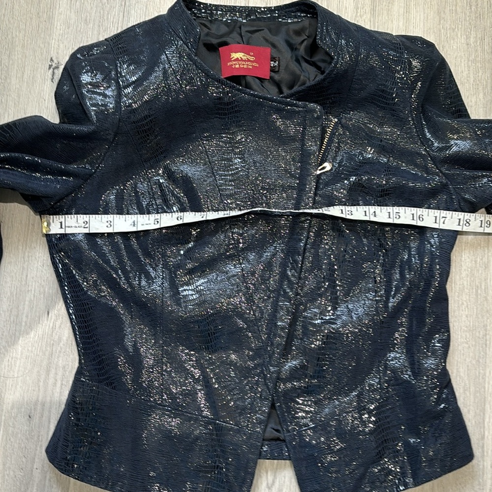 Jacket - Picture 7 of 10